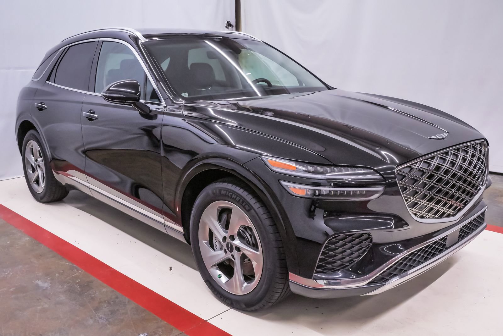 Certified 2026 Genesis GV70 2.5T AWD/4WD image 5