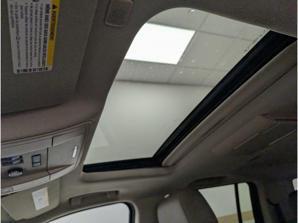 Used 2017 Chevrolet Suburban Premier image 19