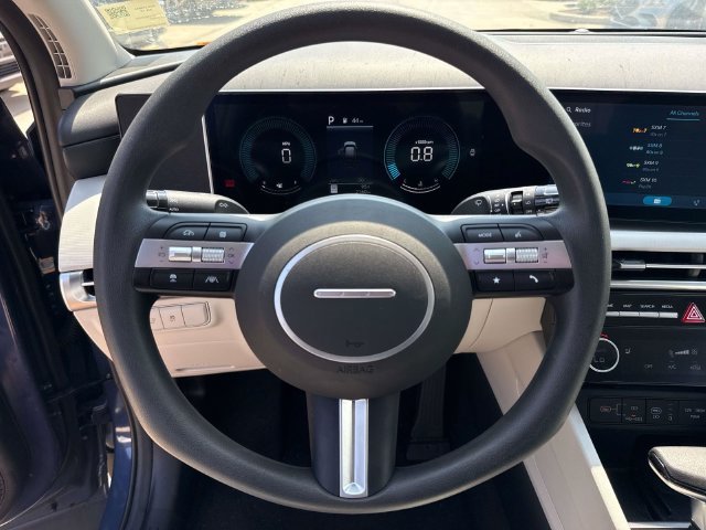 Used 2025 Hyundai Tucson SEL FWD image 25