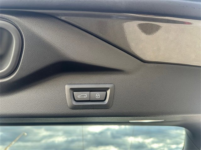 New 2026 BMW X5 xDrive40i w/ M Sport Package image 24