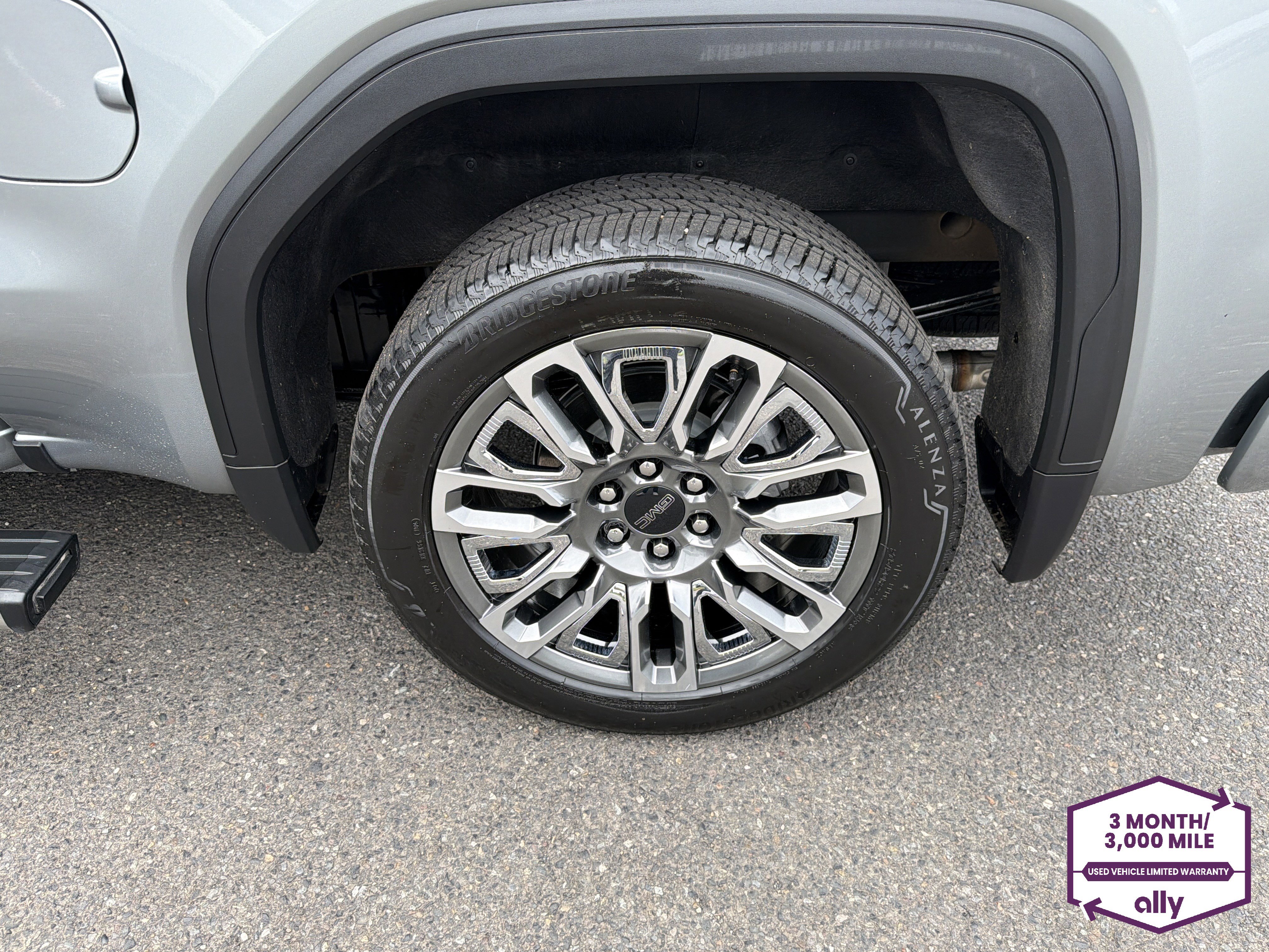 Used 2025 GMC Sierra 1500 Denali Ultimate image 25