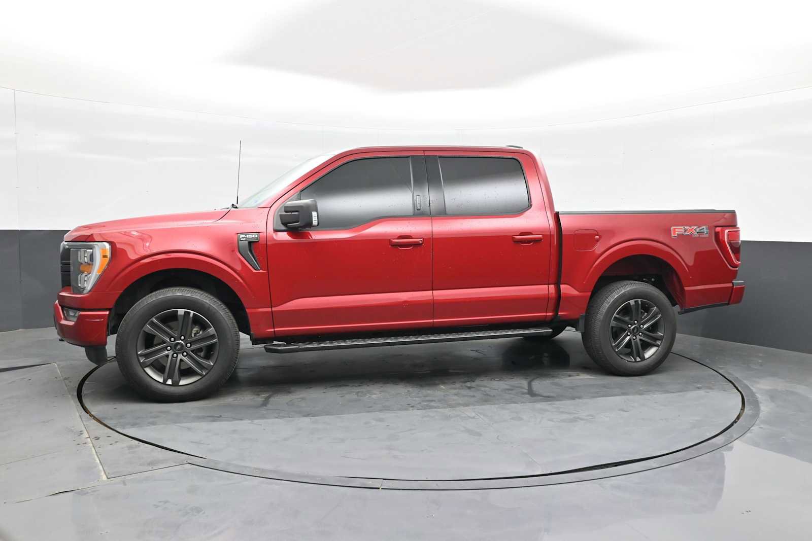 Used 2022 Ford F150 XLT w/ Equipment Group 302A High AWD/4WD image 5