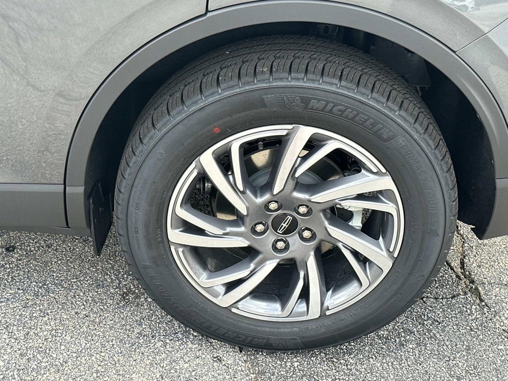 New 2025 Lincoln Corsair FWD w/ Equipment Group 101A image 20