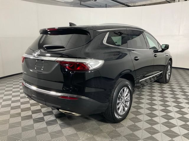 Used 2024 Buick Enclave Essence AWD/4WD image 8