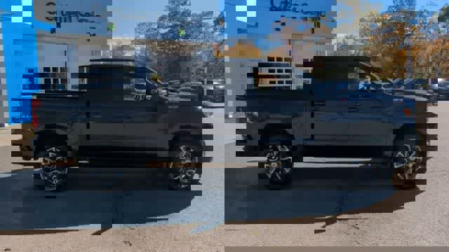 Certified 2022 Chevrolet Silverado 1500 RST image 9