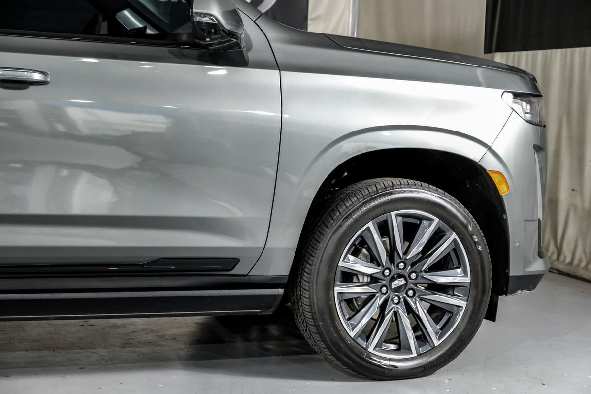 Used 2023 Cadillac Escalade ESV Sport Platinum AWD/4WD image 7