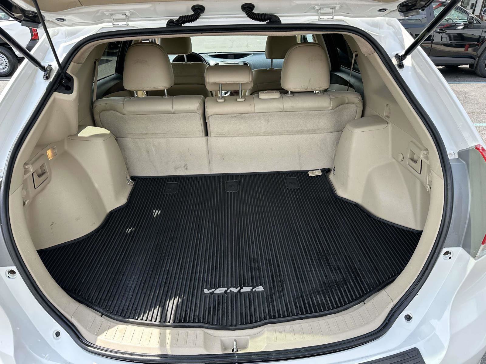Used 2014 Toyota Venza XLE w/ XLE Premium Package image 14