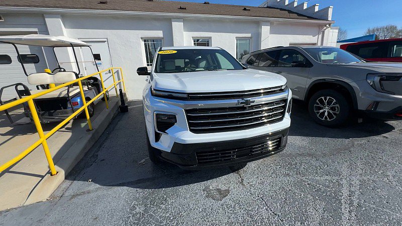 New 2026 Chevrolet Traverse High Country w/ LPO, Floor Liner Package image 8