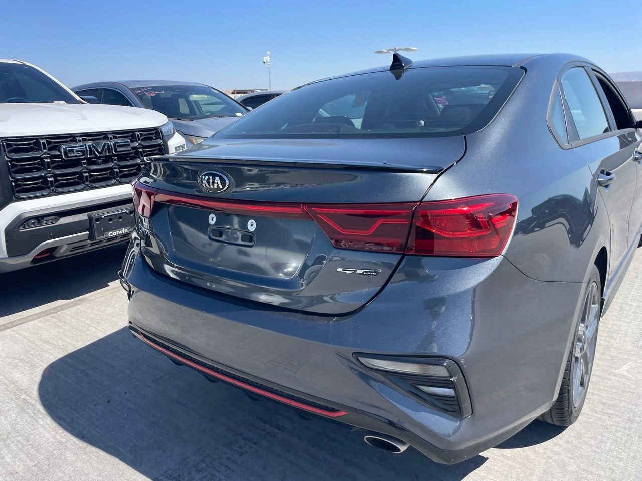 Used 2021 Kia Forte GT-Line FWD image 4
