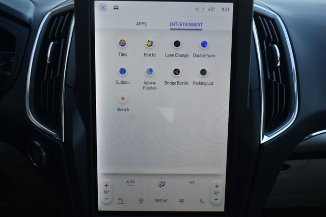 Used 2023 Ford Edge Titanium w/ Class II Trailer Tow Package image 25