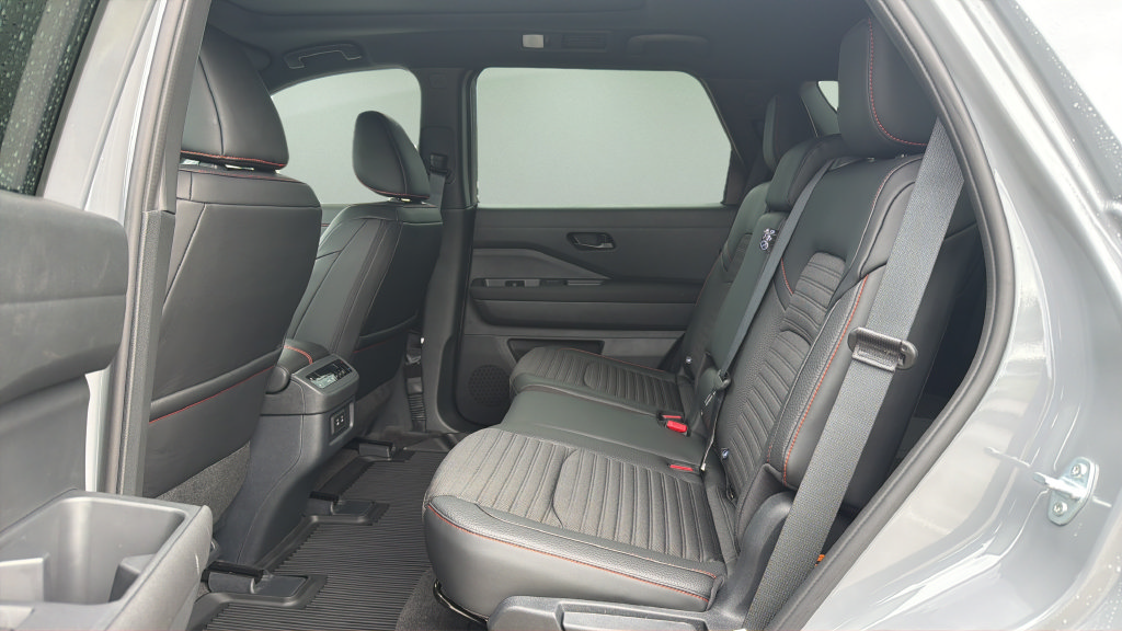 New 2026 Nissan Pathfinder Rock Creek AWD/4WD image 16