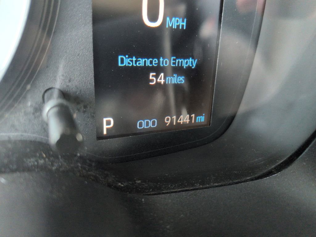 Used 2021 Toyota Corolla LE FWD image 16