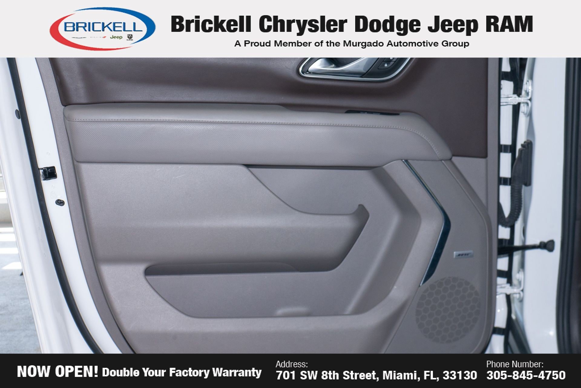 Used 2024 GMC Yukon XL SLT RWD image 11