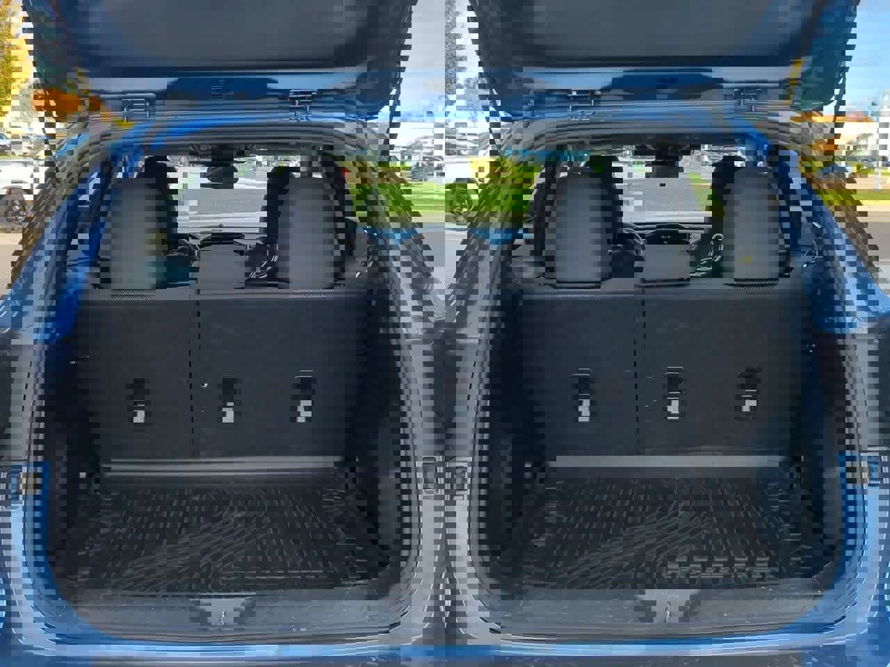 Certified 2024 Subaru Crosstrek 2.0i Premium image 33