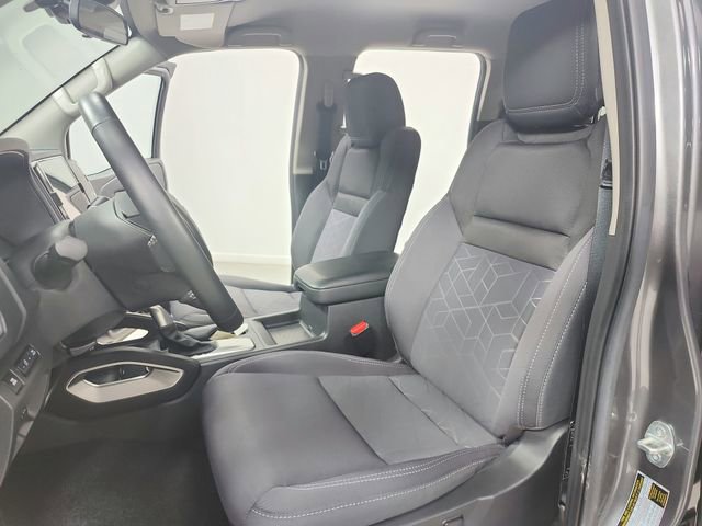 Used 2025 Nissan Frontier SV w/ SV Convenience Package RWD image 19