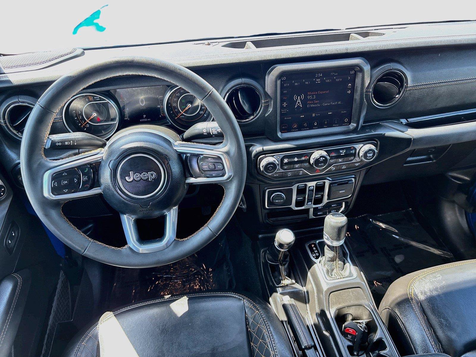 Used 2023 Jeep Gladiator Overland AWD/4WD image 22
