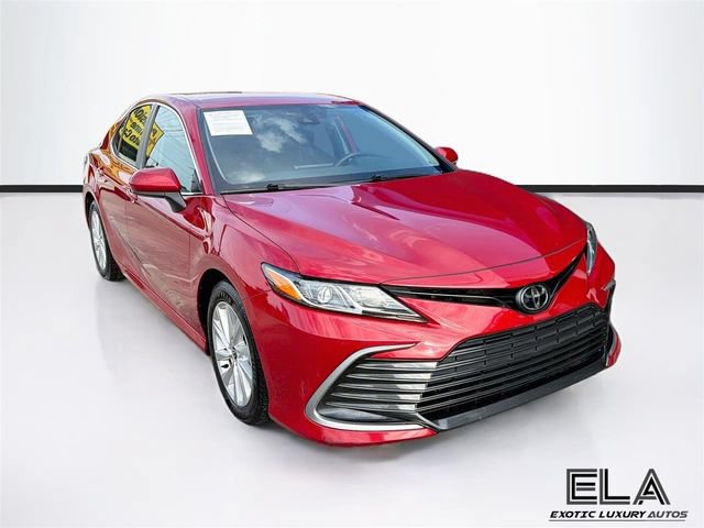 Used 2023 Toyota Camry LE FWD image 2