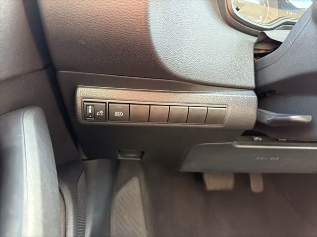 Used 2024 Toyota Corolla LE image 13