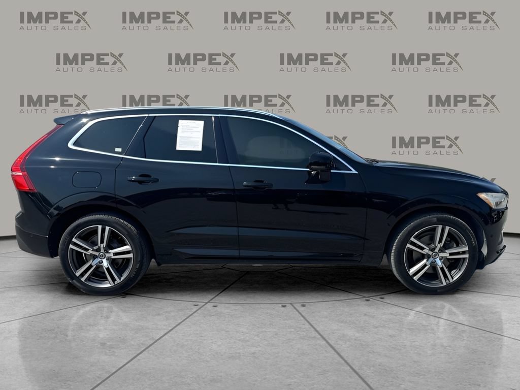Used 2018 Volvo XC60 T6 Momentum w/ Convenience Package AWD/4WD image 6