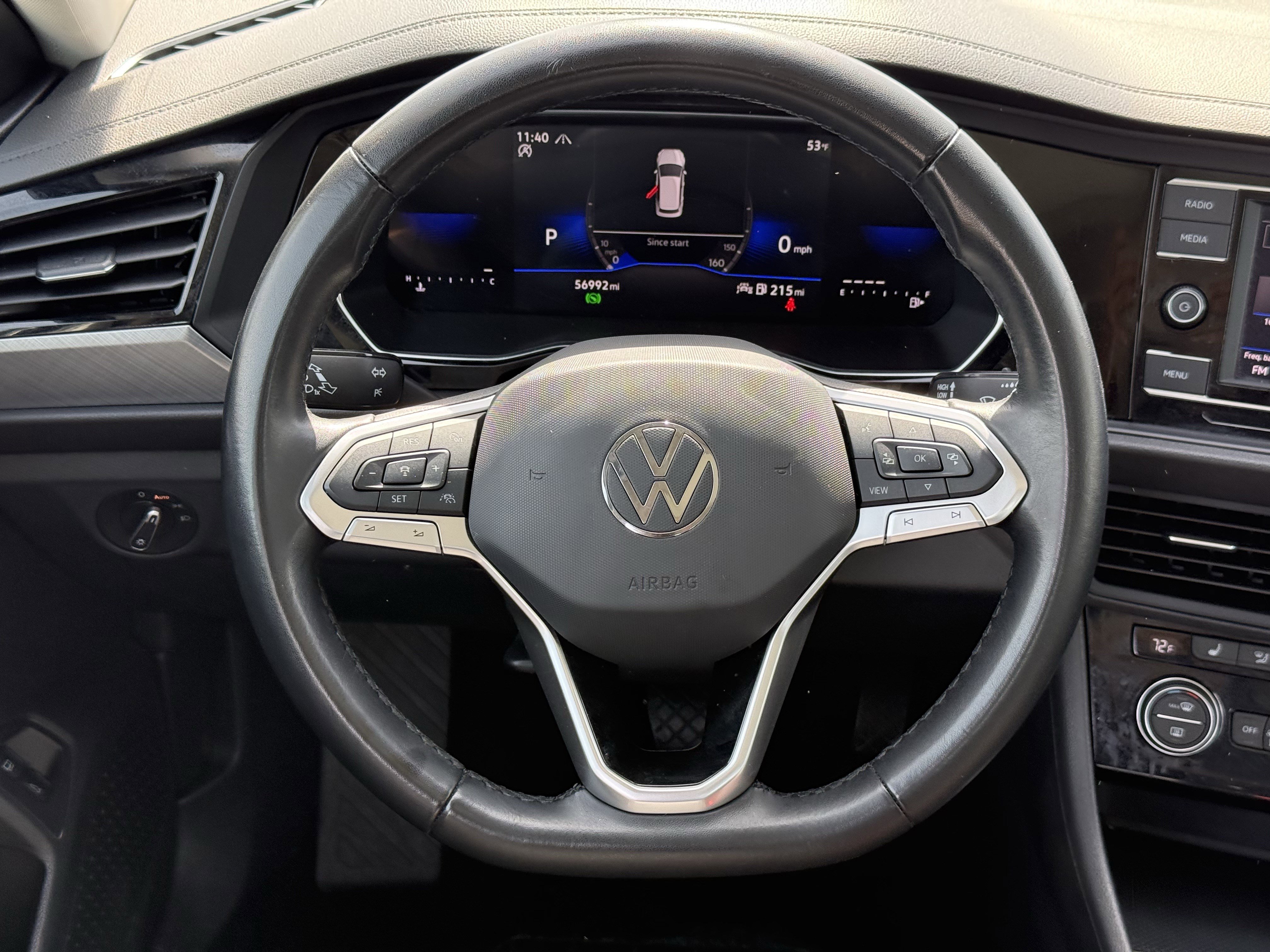 Used 2024 Volkswagen Jetta SE image 16