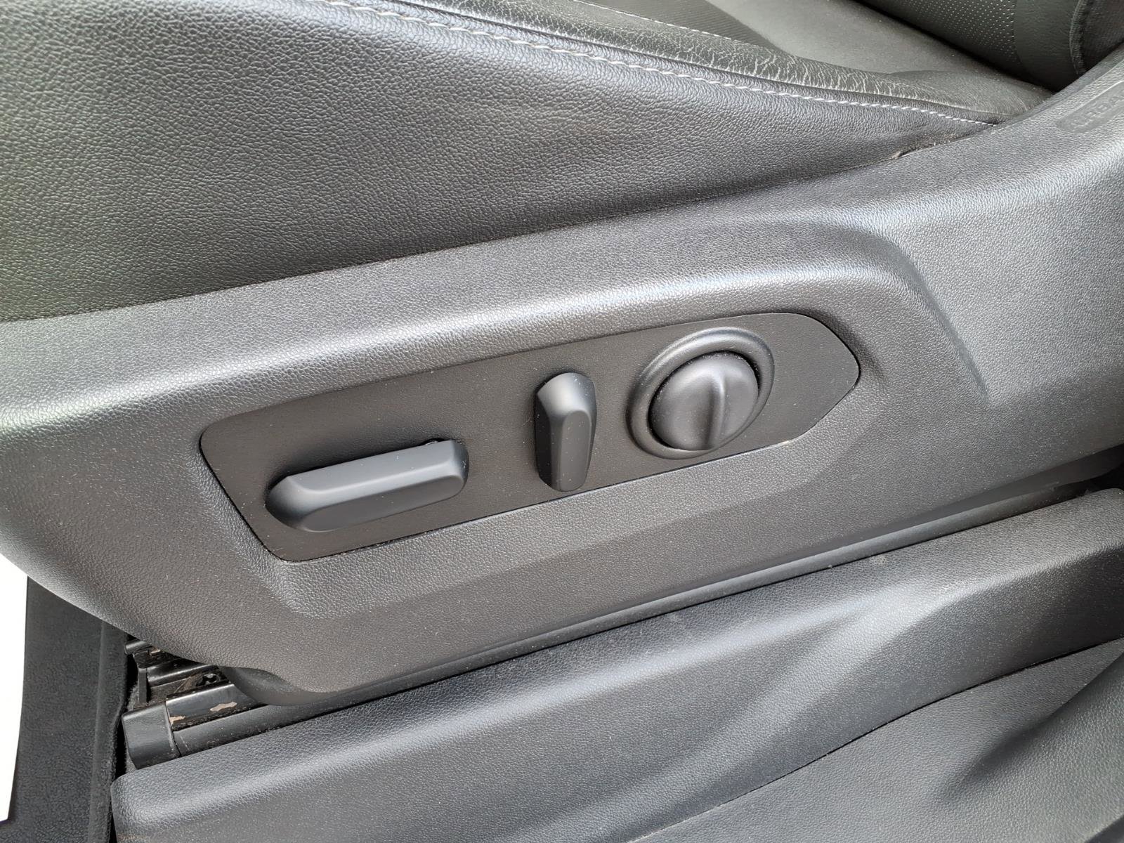 Used 2019 GMC Sierra 1500 SLT w/ SLT Premium Plus Package image 23