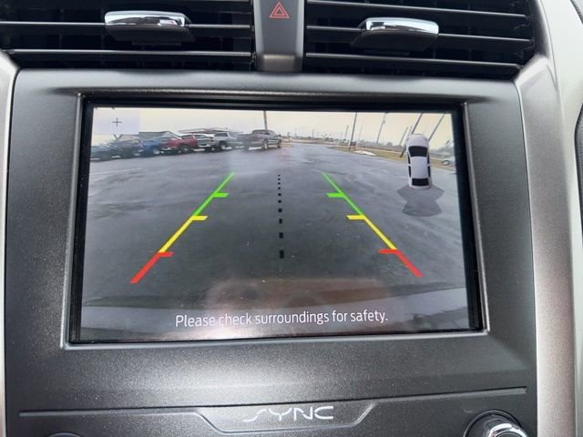 Used 2020 Ford Fusion SE image 17