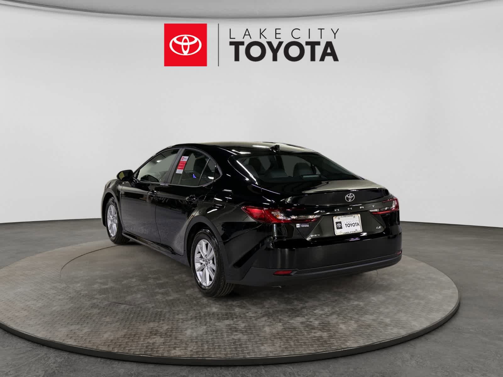 New 2026 Toyota Camry LE FWD image 4