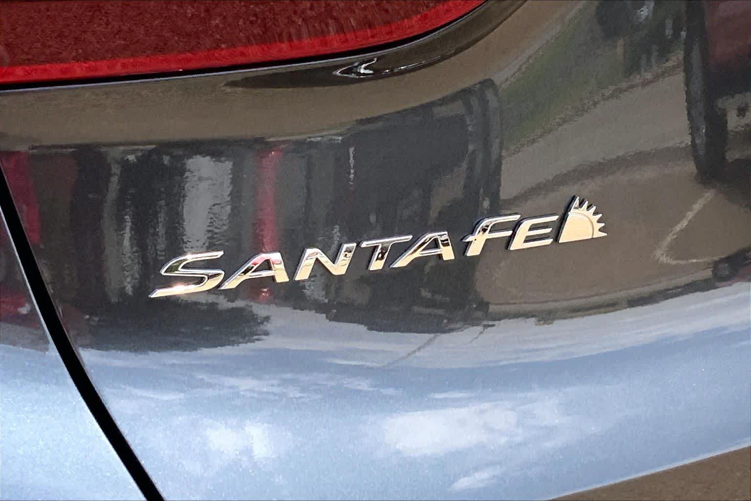 Used 2023 Hyundai Santa Fe SEL w/ Cargo Package AWD/4WD image 10