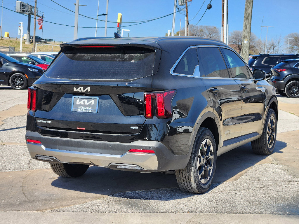 New 2026 Kia Sorento S image 4