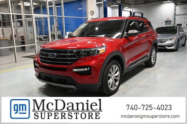 Used 2021 Ford Explorer XLT w/ Equipment Group 202A image 1