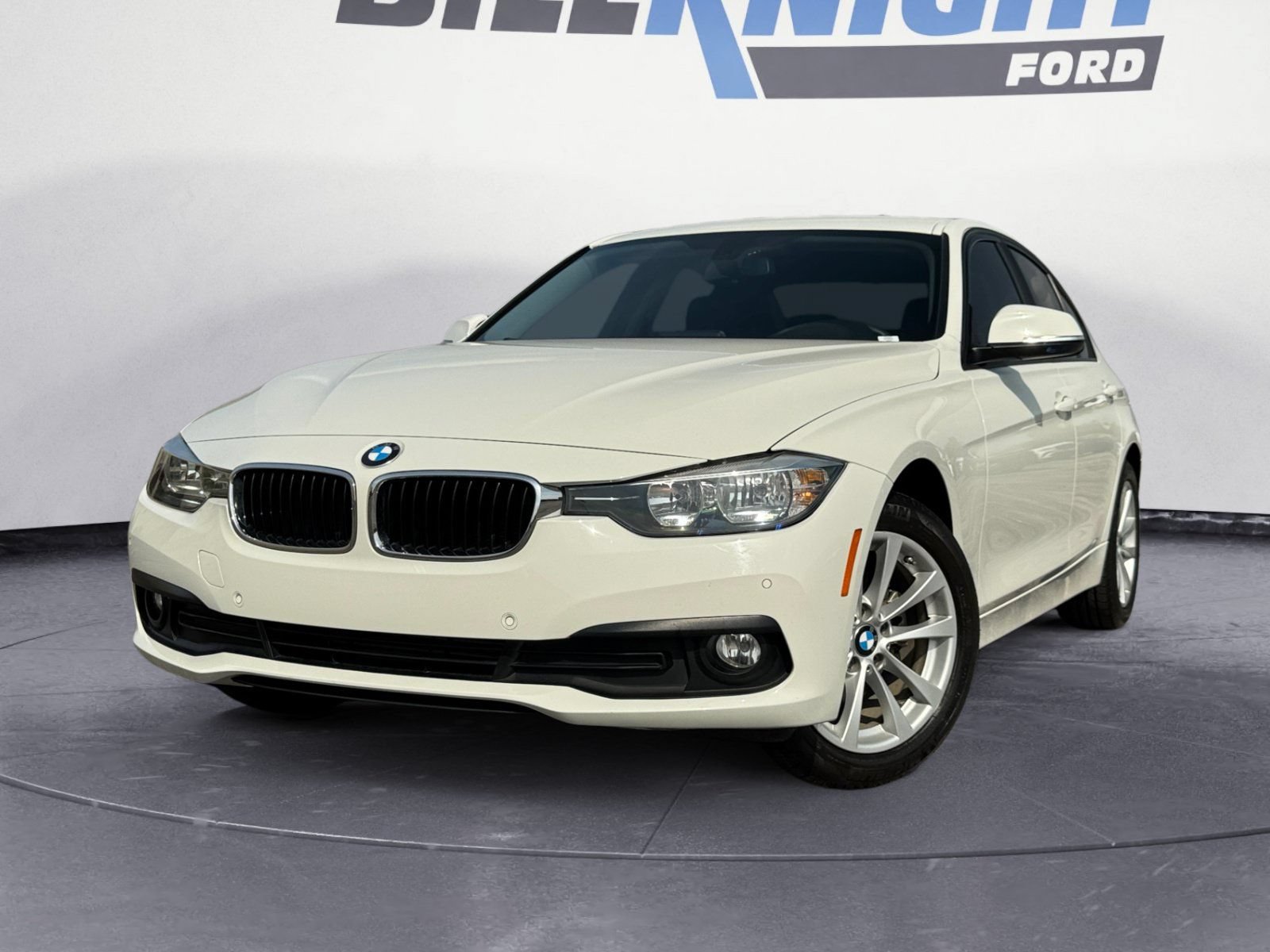 Used 2016 BMW 320i xDrive Sedan AWD/4WD image 1