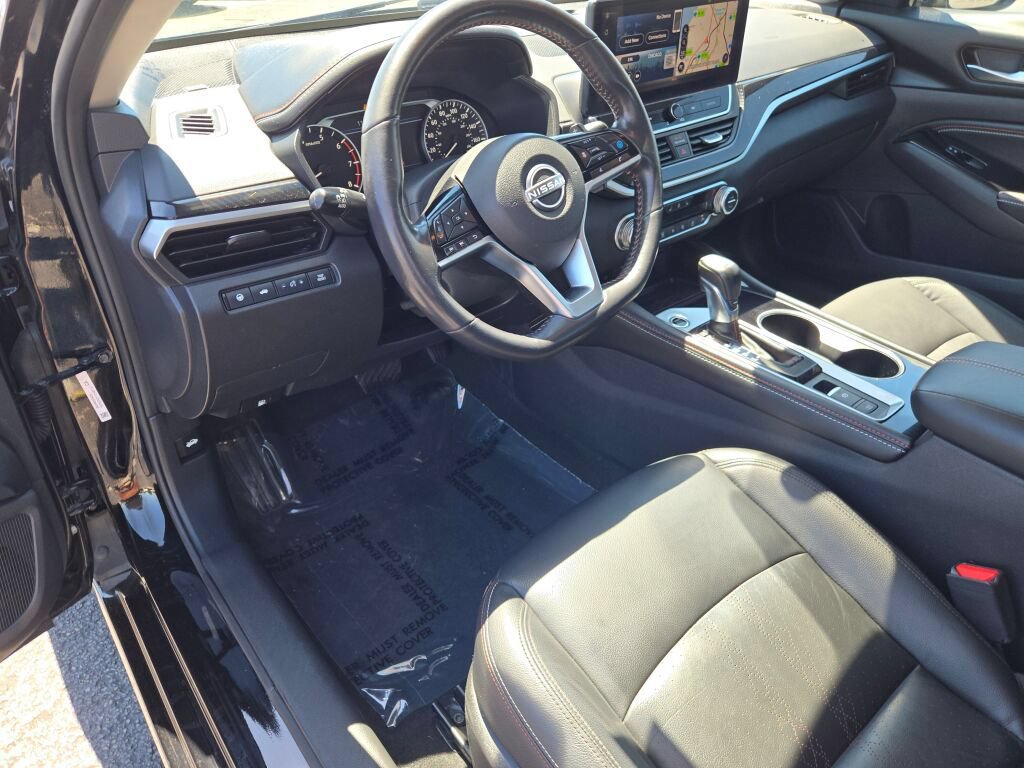 Used 2023 Nissan Altima 2.0 SR FWD image 24