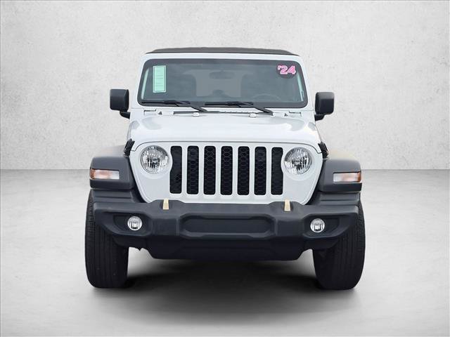 Used 2024 Jeep Wrangler Unlimited Sport AWD/4WD image 2