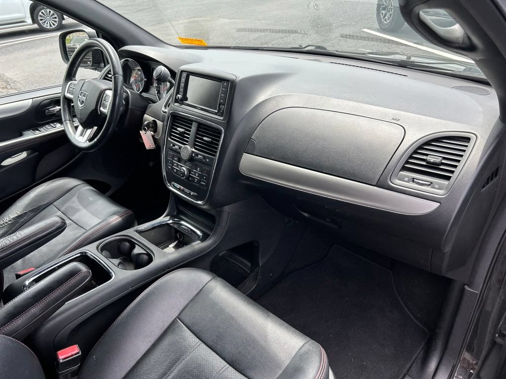 Used 2018 Dodge Grand Caravan GT FWD image 37