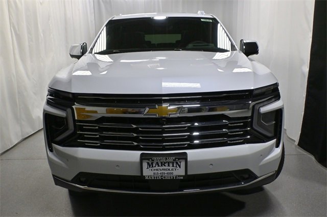 New 2026 Chevrolet Suburban Premier image 9