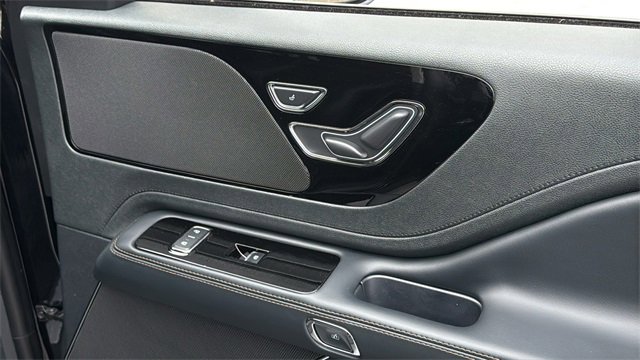 New 2026 Lincoln Aviator AWD image 7