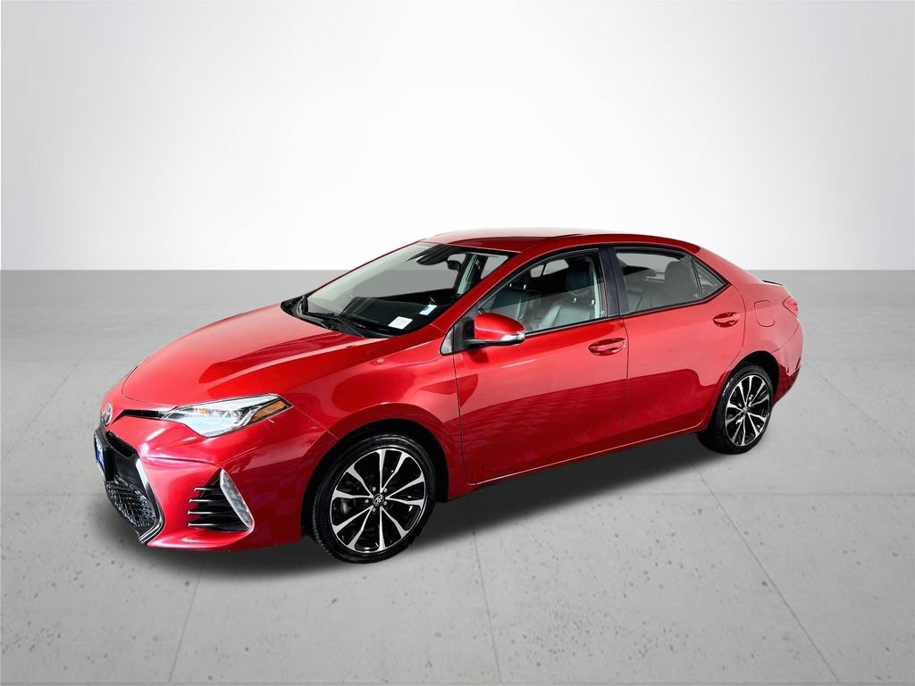 Used 2017 Toyota Corolla SE w/ Carpet Mat Package (TMS) FWD image 2