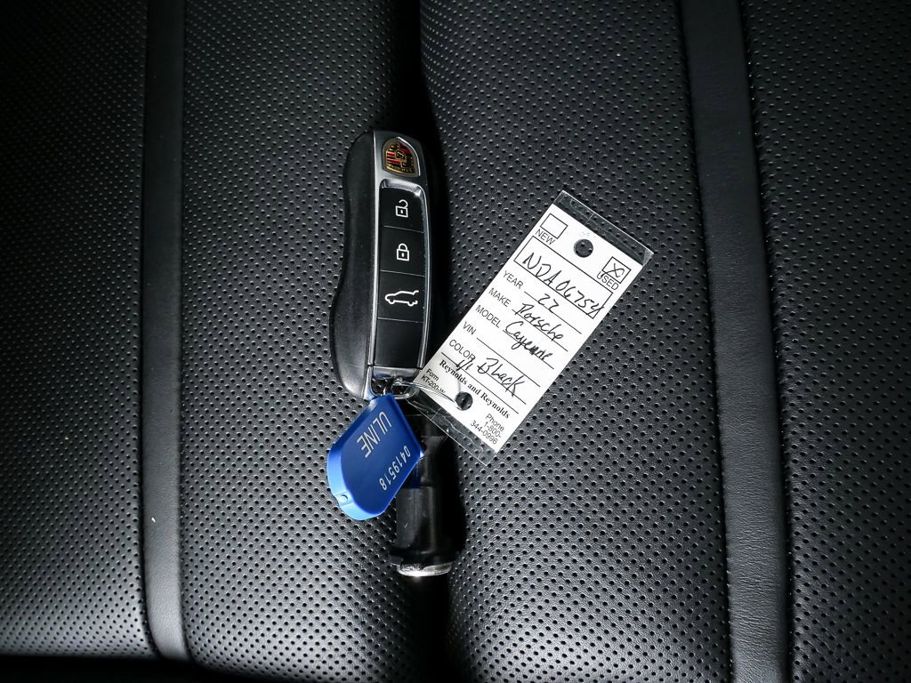 Certified 2022 Porsche Cayenne image 28