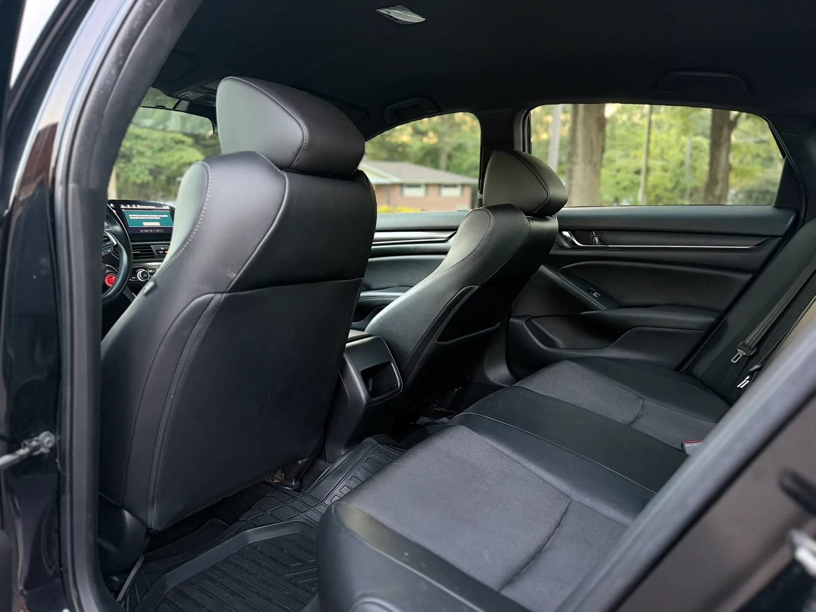 Used 2019 Honda Accord Sport image 10
