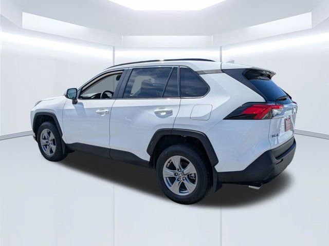 Used 2024 Toyota RAV4 XLE w/ Convenience Package FWD image 6