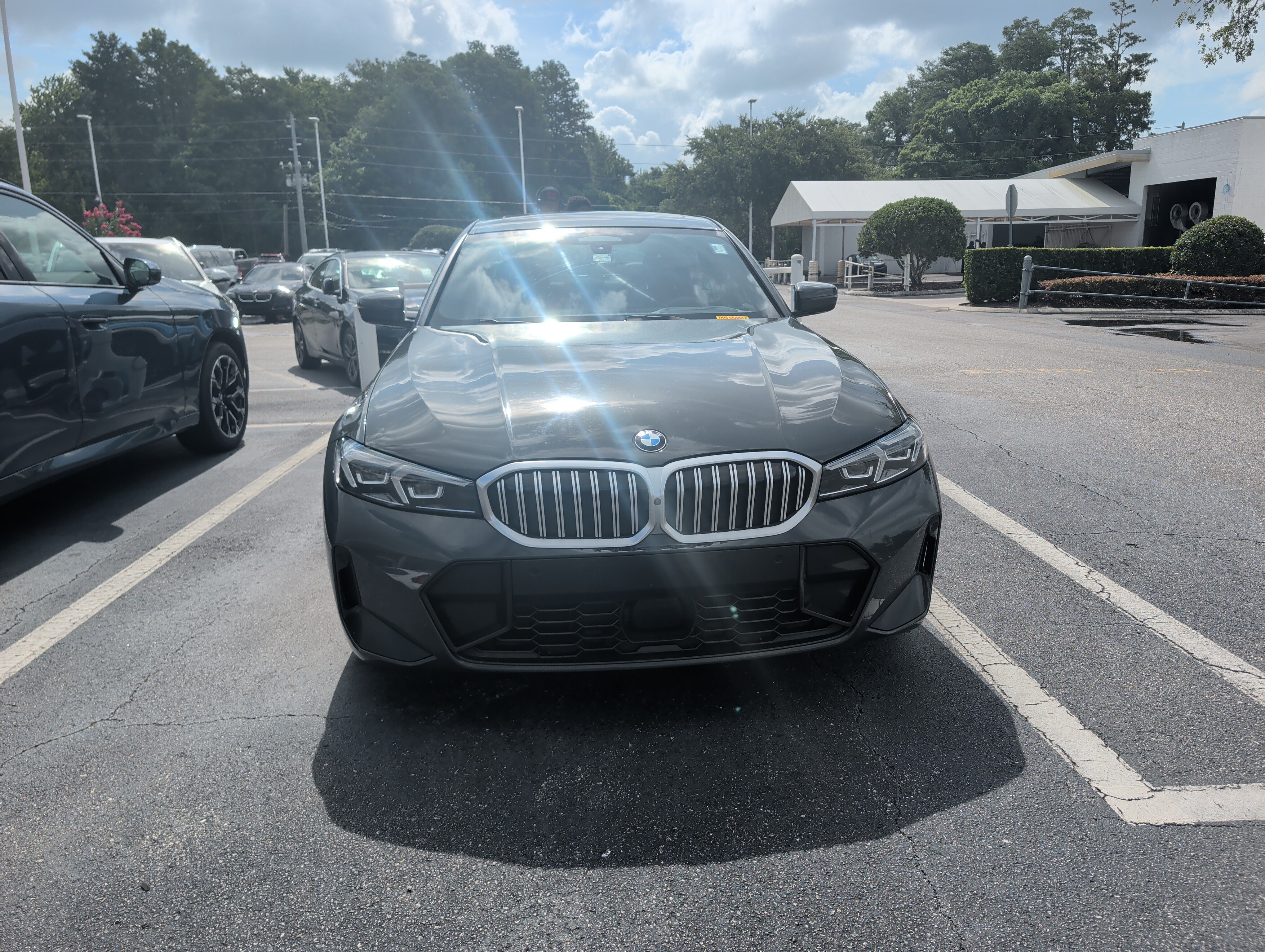 Used 2023 BMW 330i Sedan w/ M Sport Package RWD image 2