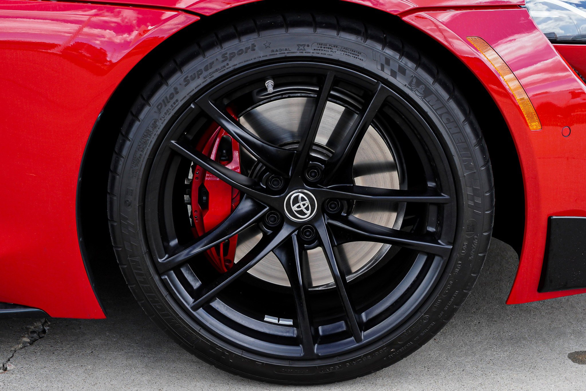 Certified 2020 Toyota Supra Launch Edition w/ Driver Assist Package RWD image 10