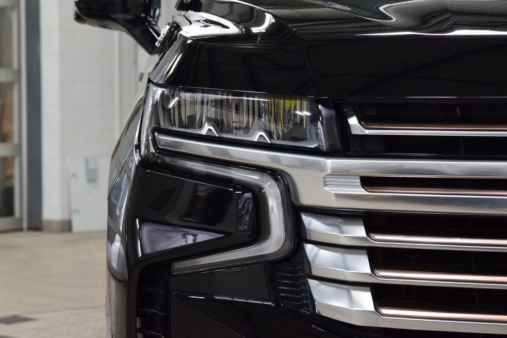Used 2023 Chevrolet Tahoe High Country image 12
