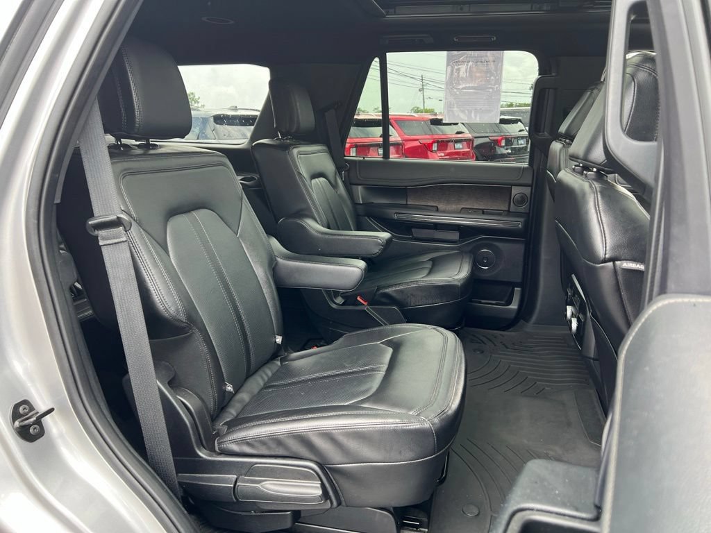 Used 2021 Ford Expedition Limited RWD image 20