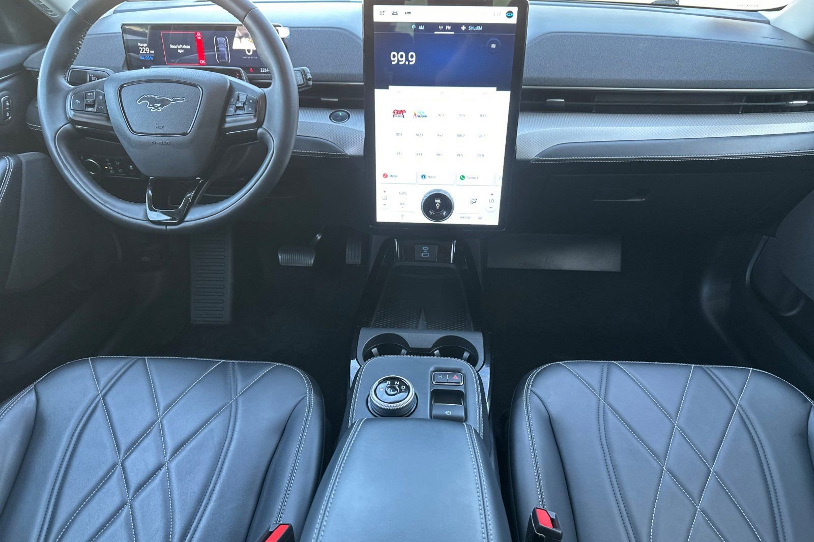 Used 2023 Ford Mustang Mach-E Select image 13