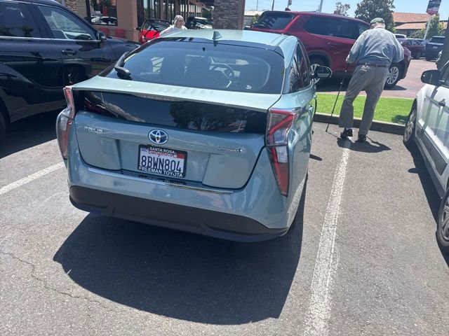 Used 2017 Toyota Prius Three Touring FWD image 26