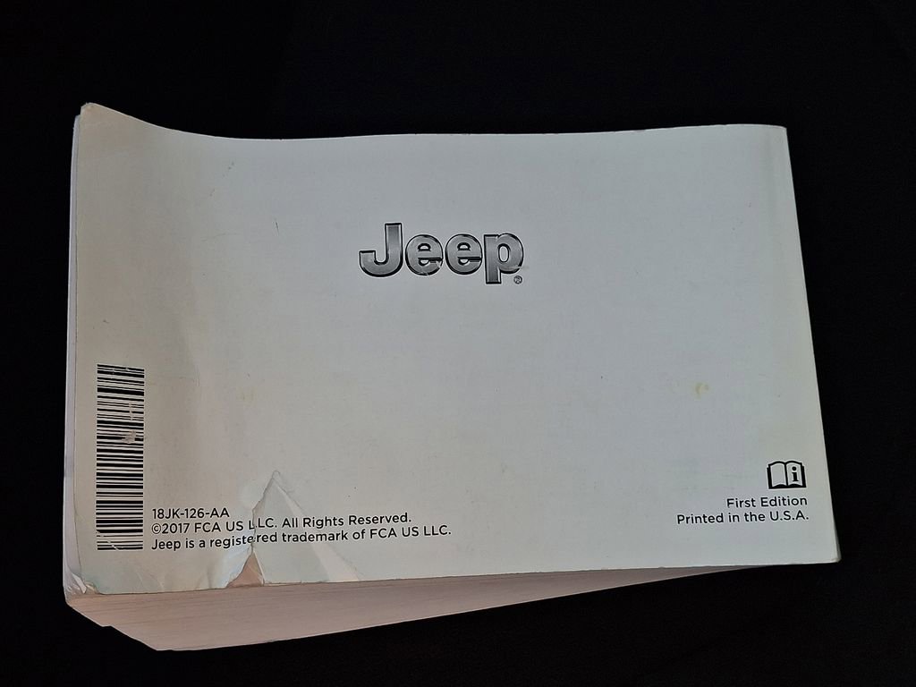 Used 2018 Jeep Wrangler Sport image 23