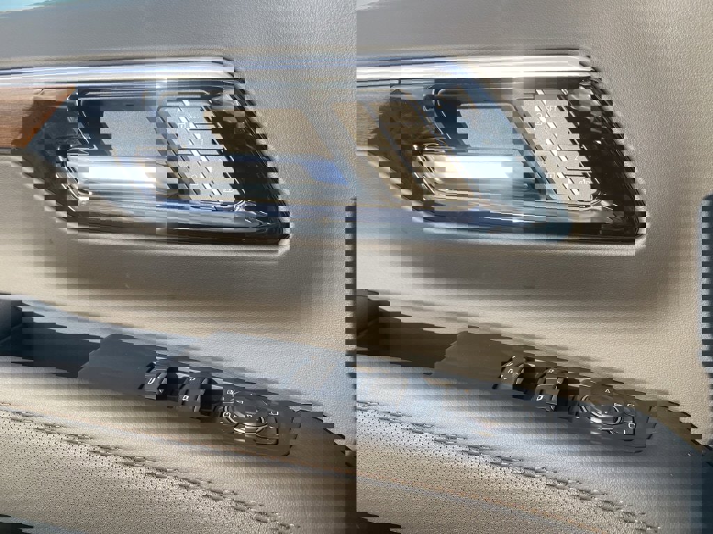 New 2026 Chevrolet Tahoe High Country w/ Sun And Tow Package image 27