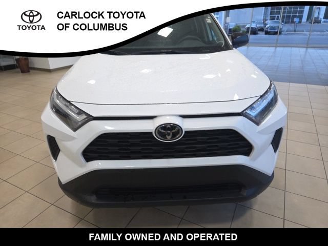 Used 2024 Toyota RAV4 LE FWD image 4