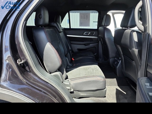 Used 2019 Ford Explorer XLT w/ Equipment Group 202A image 15